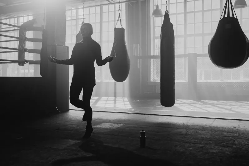 Going It Alone: The Solo Lifter's Blueprint for Staying Consistent Without Anyone Watching